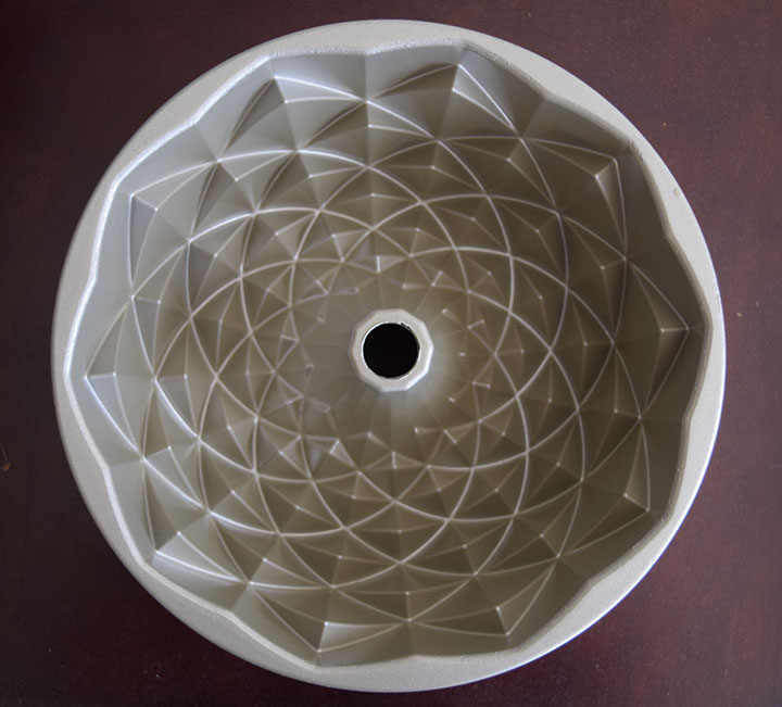 2016-04-01 Bundt Pan