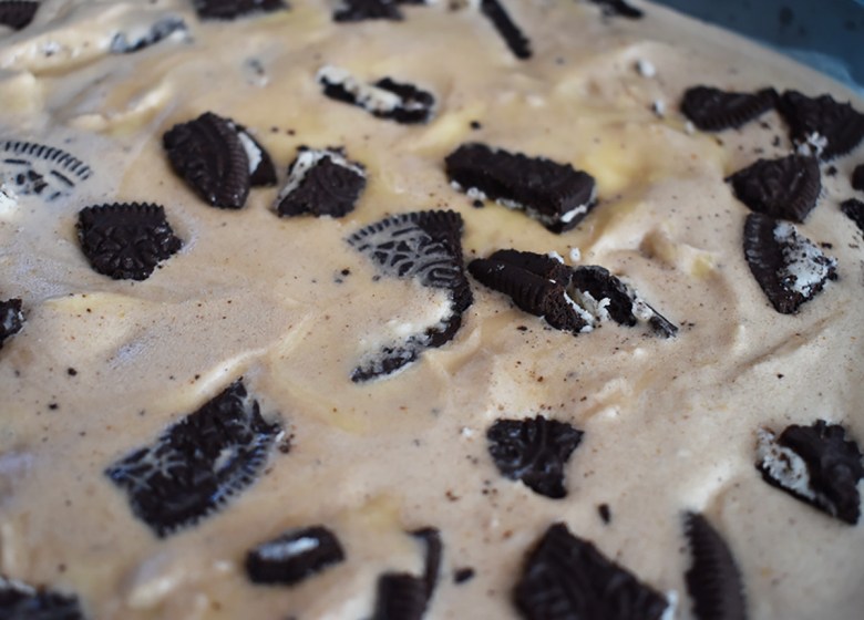 peanut butter cookies and cream ice cream